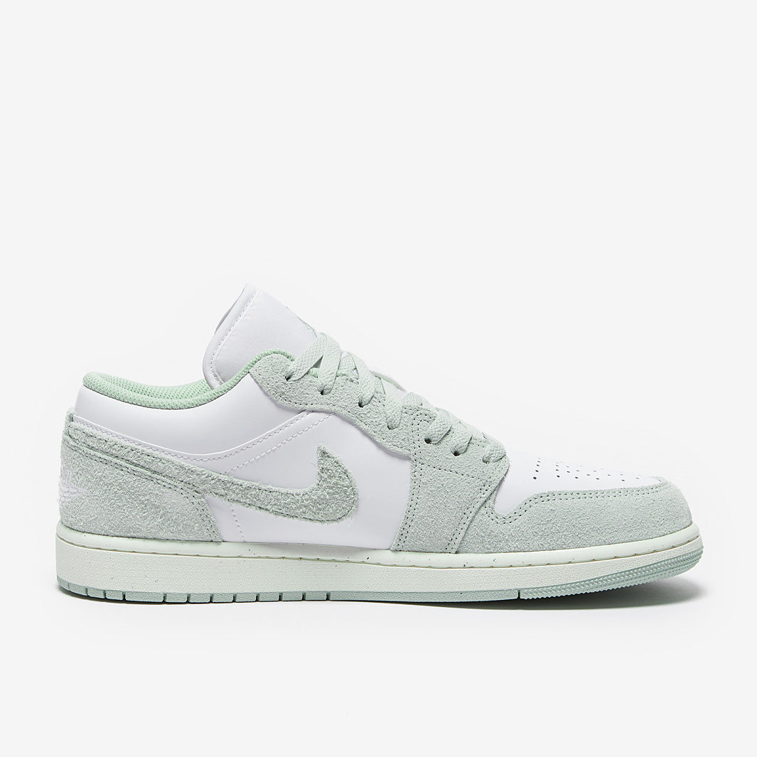 Air Jordan 1 Low SE