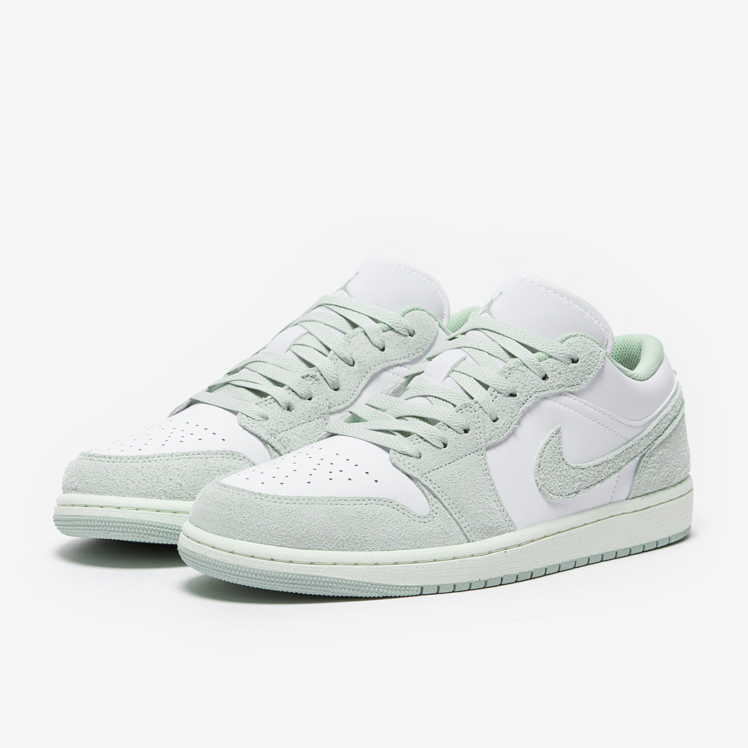 Air Jordan 1 Low SE