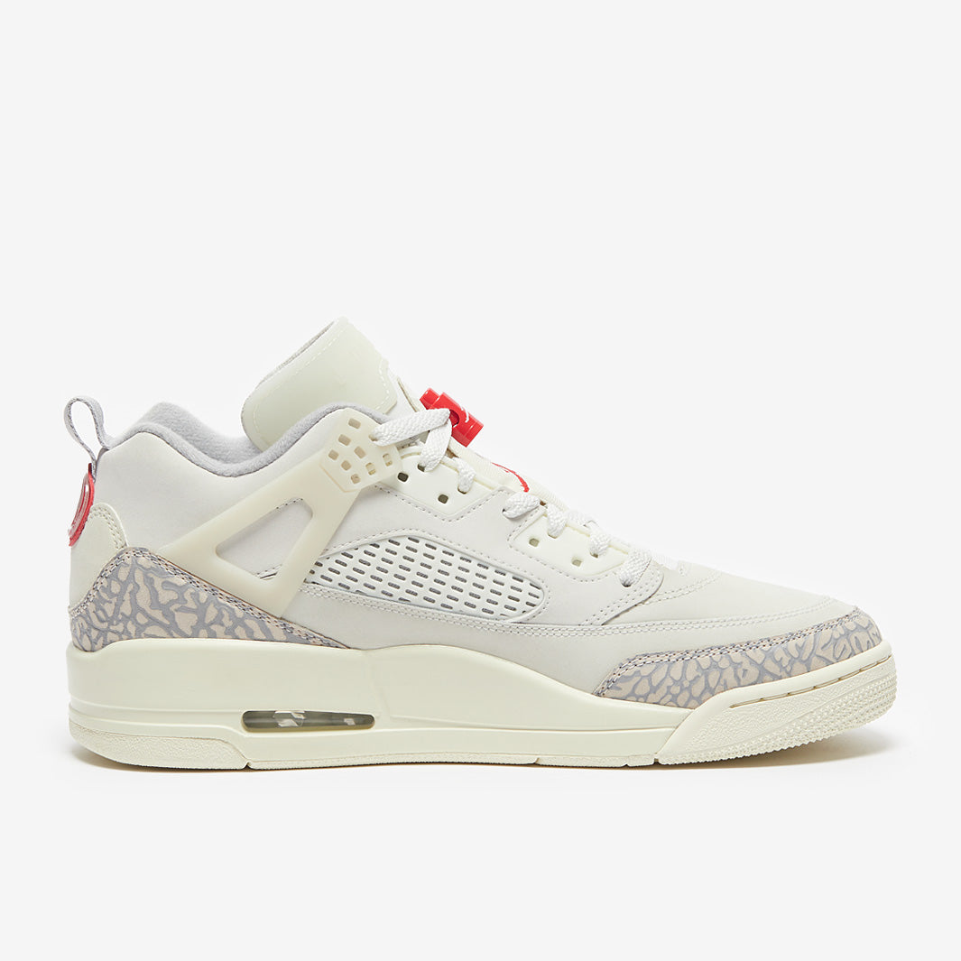 Jordan Spizike Low