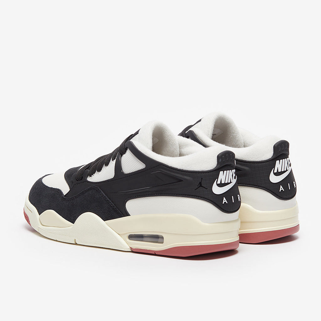 Air Jordan 4 RM