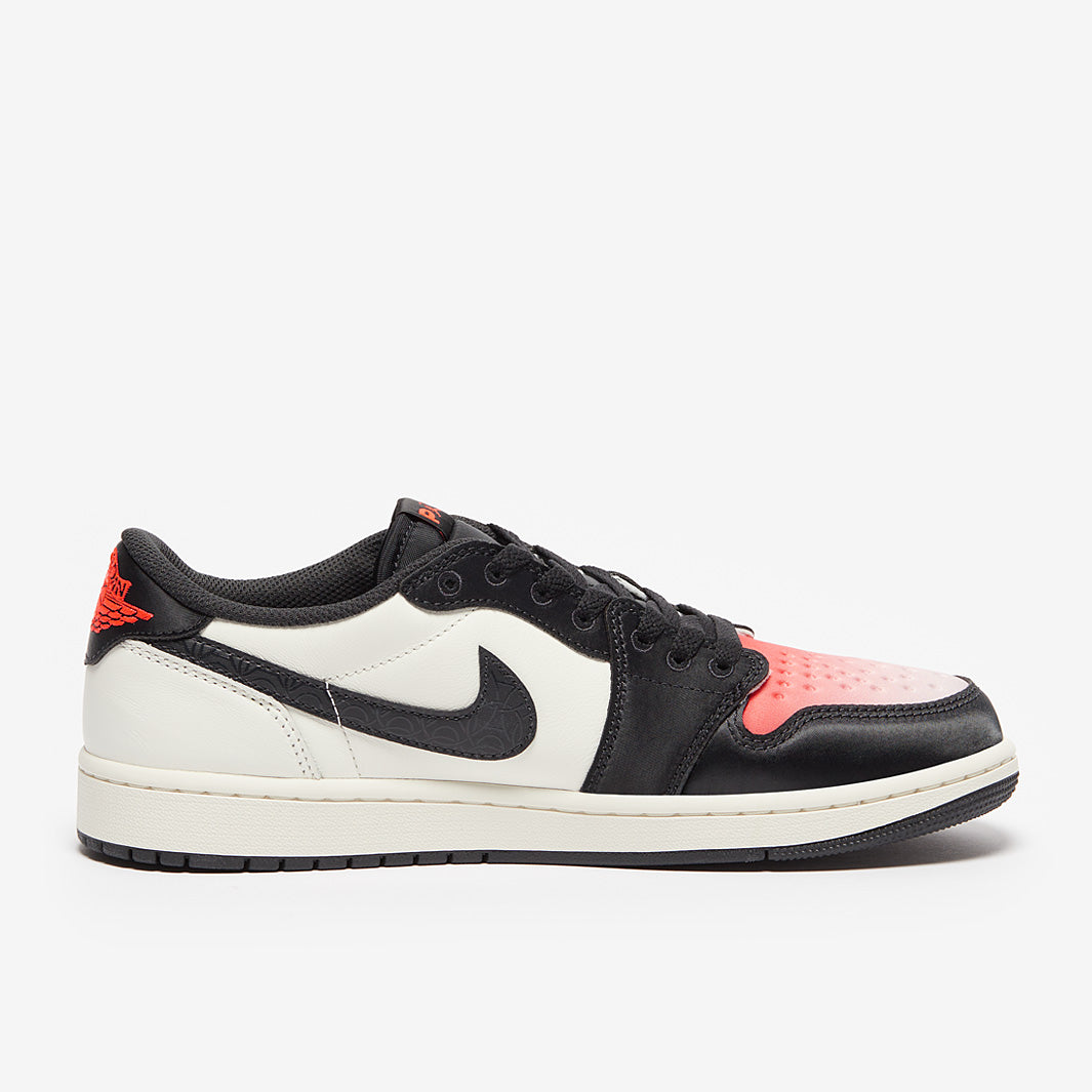 Air Jordan 1 Retro Low x PSG