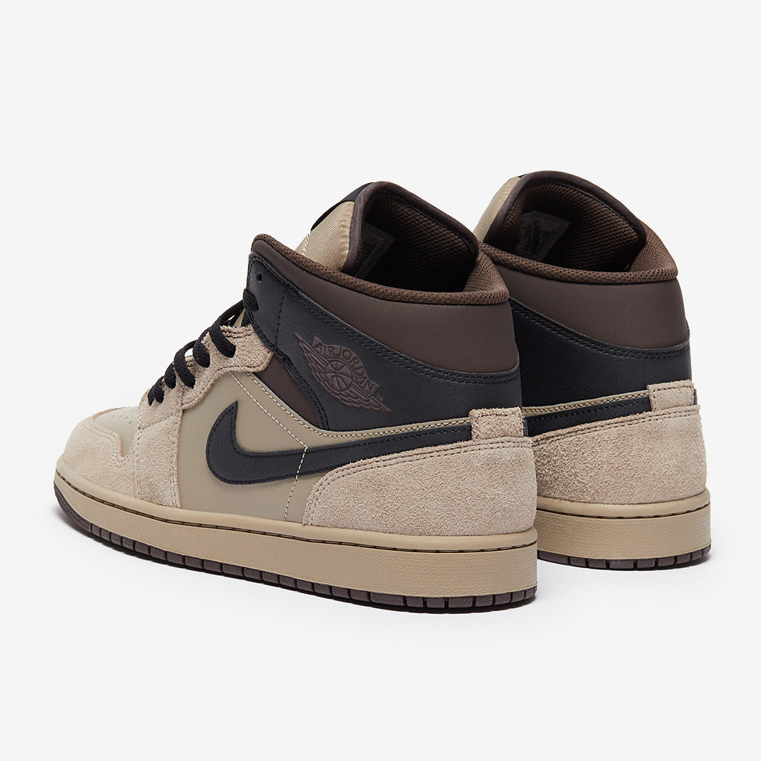 Air Jordan 1 Mid