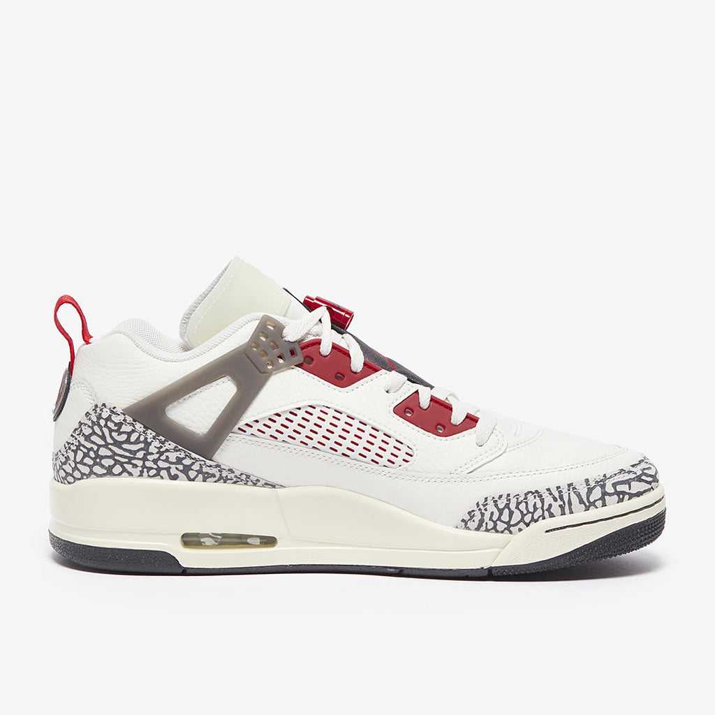 Jordan Spizike Low