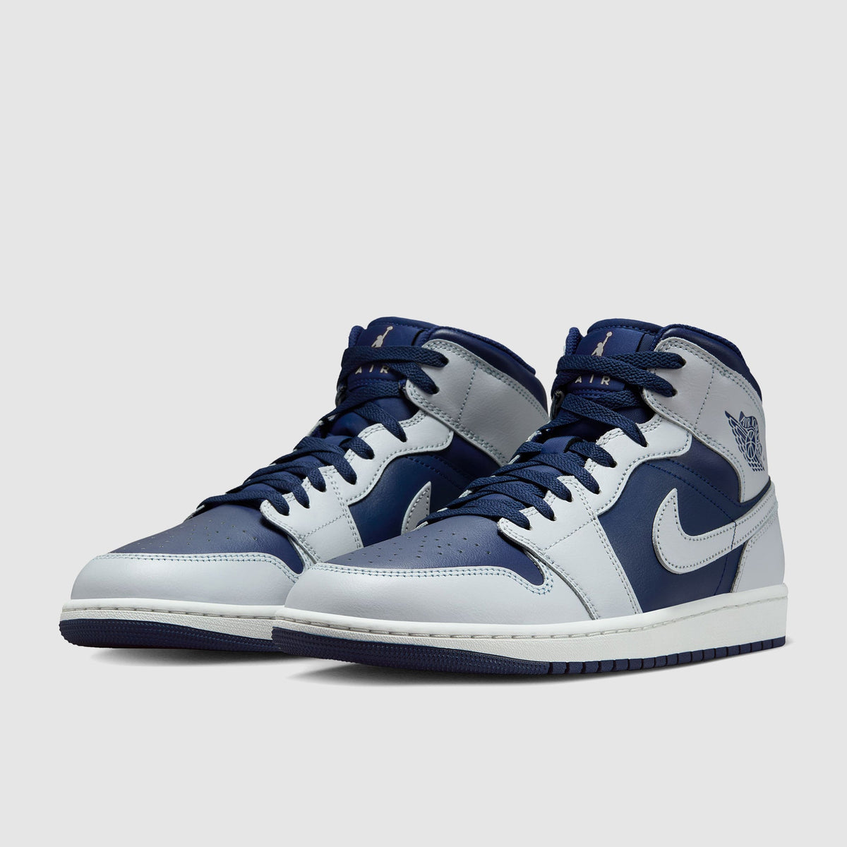 Air Jordan 1 Mid SE