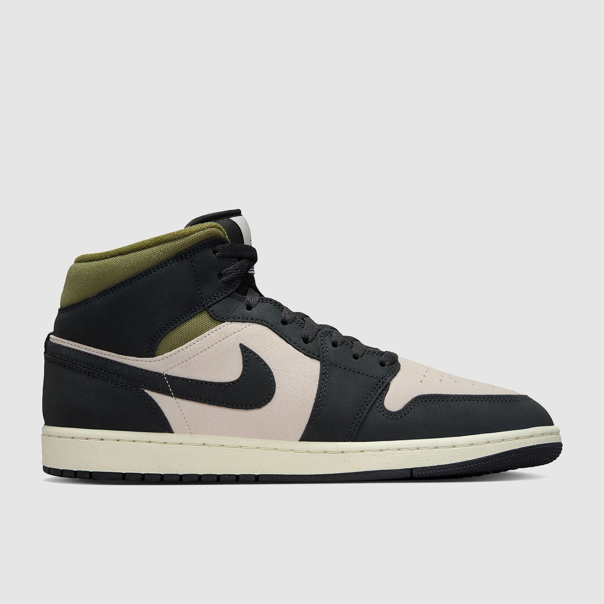 Air Jordan 1 Mid SE