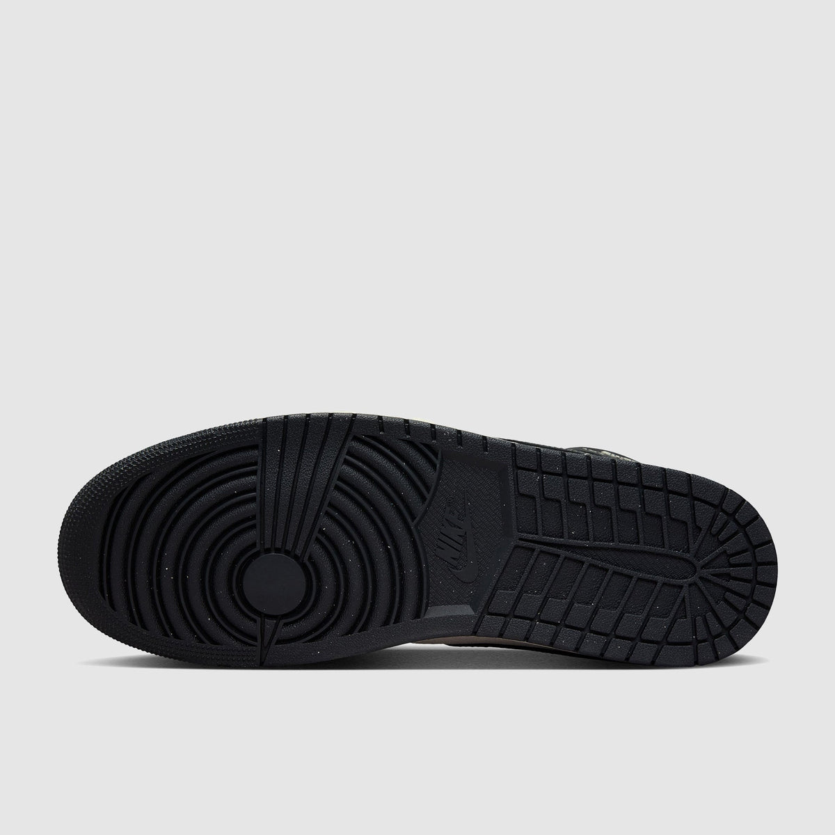 Air Jordan 1 Mid SE