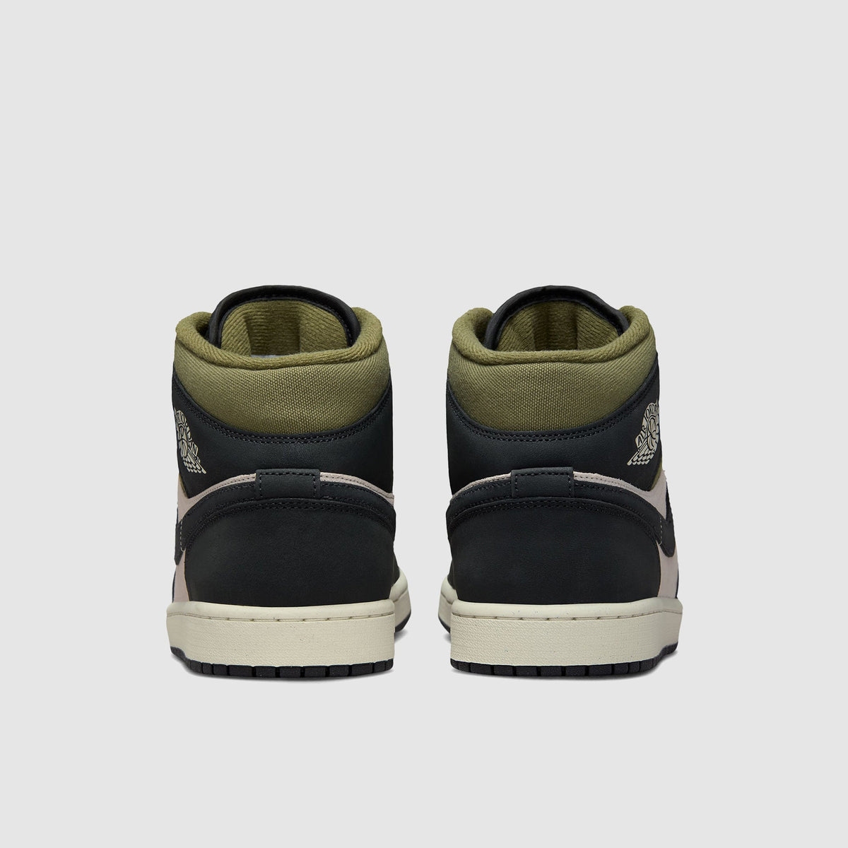 Air Jordan 1 Mid SE