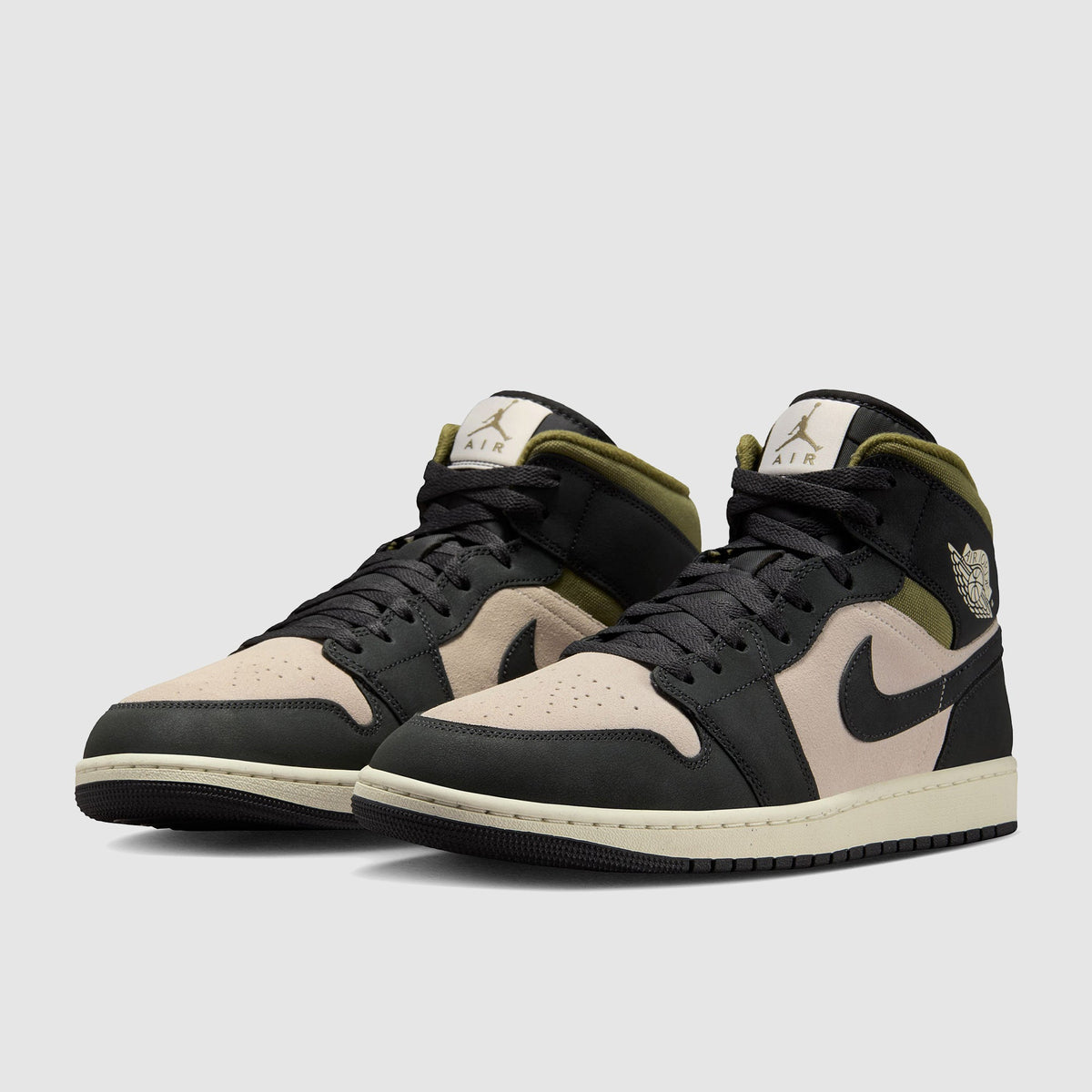 Air Jordan 1 Mid SE