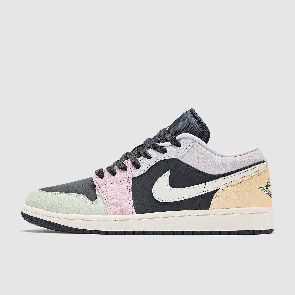 Air Jordan 1 Low SE