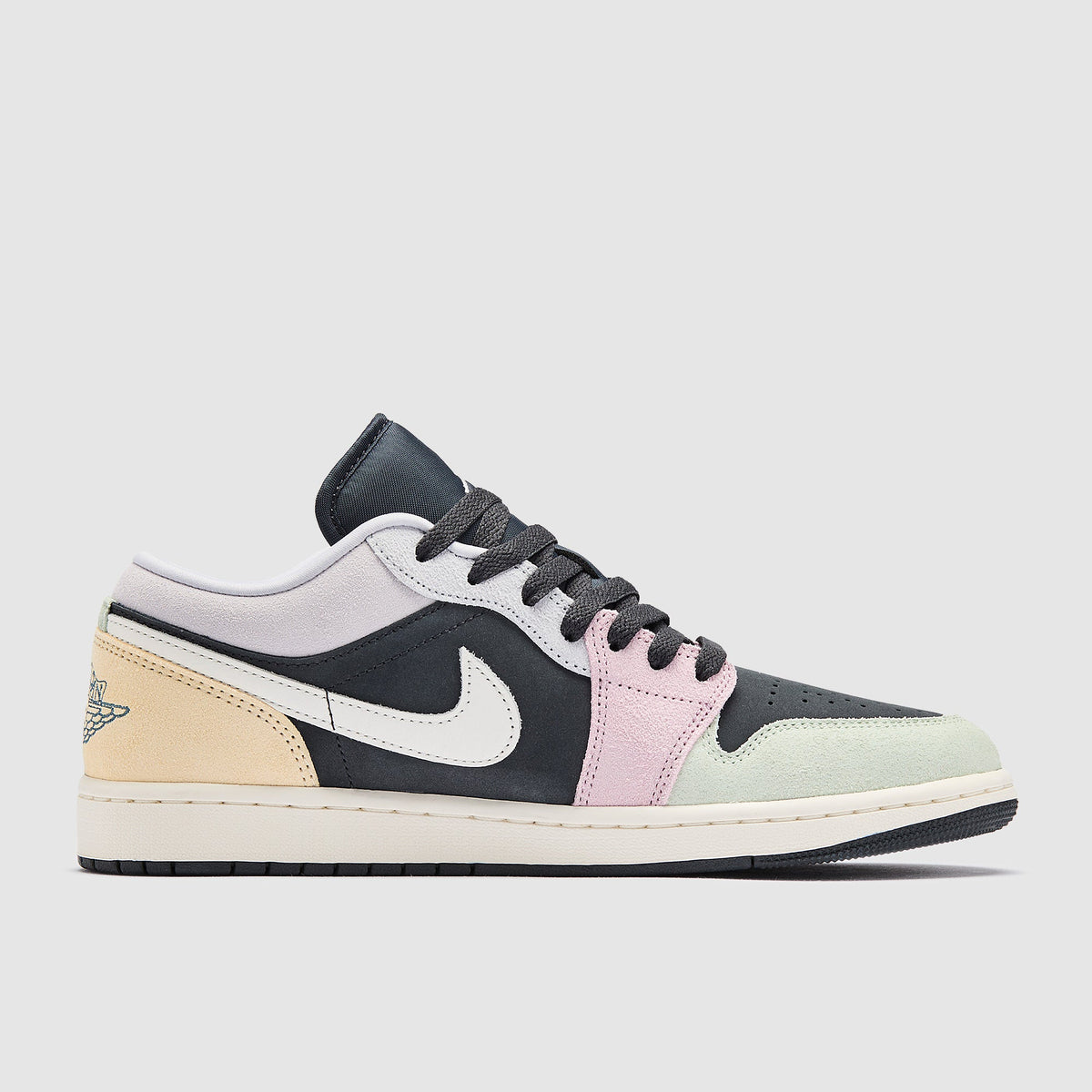 Air Jordan 1 Low SE