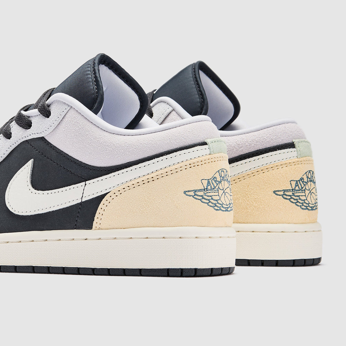 Air Jordan 1 Low SE