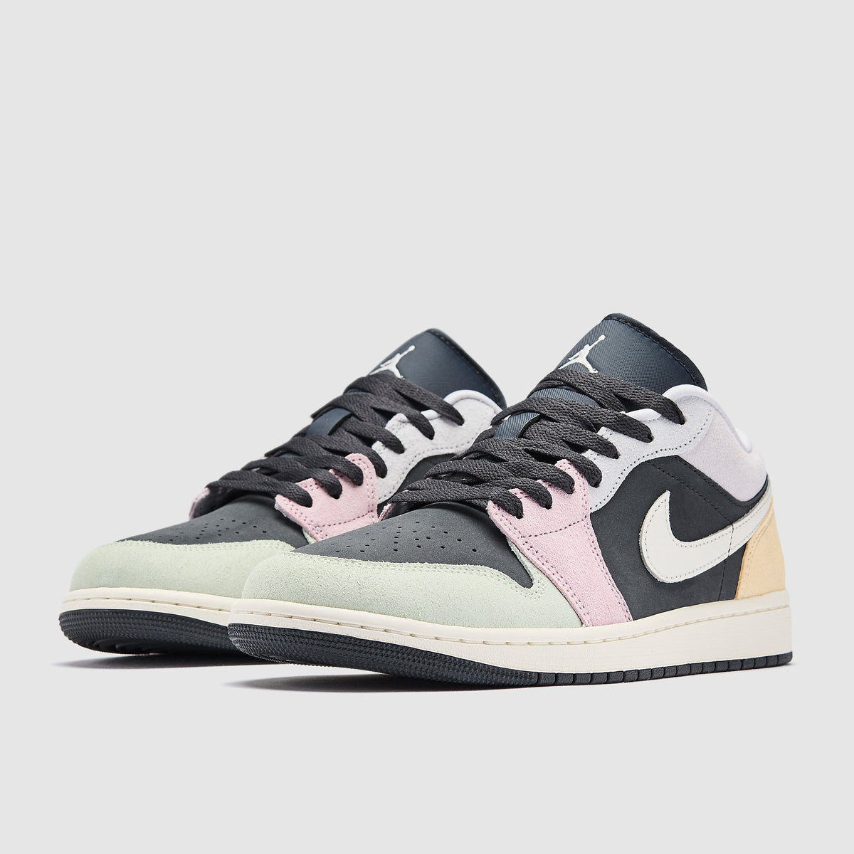 Air Jordan 1 Low SE
