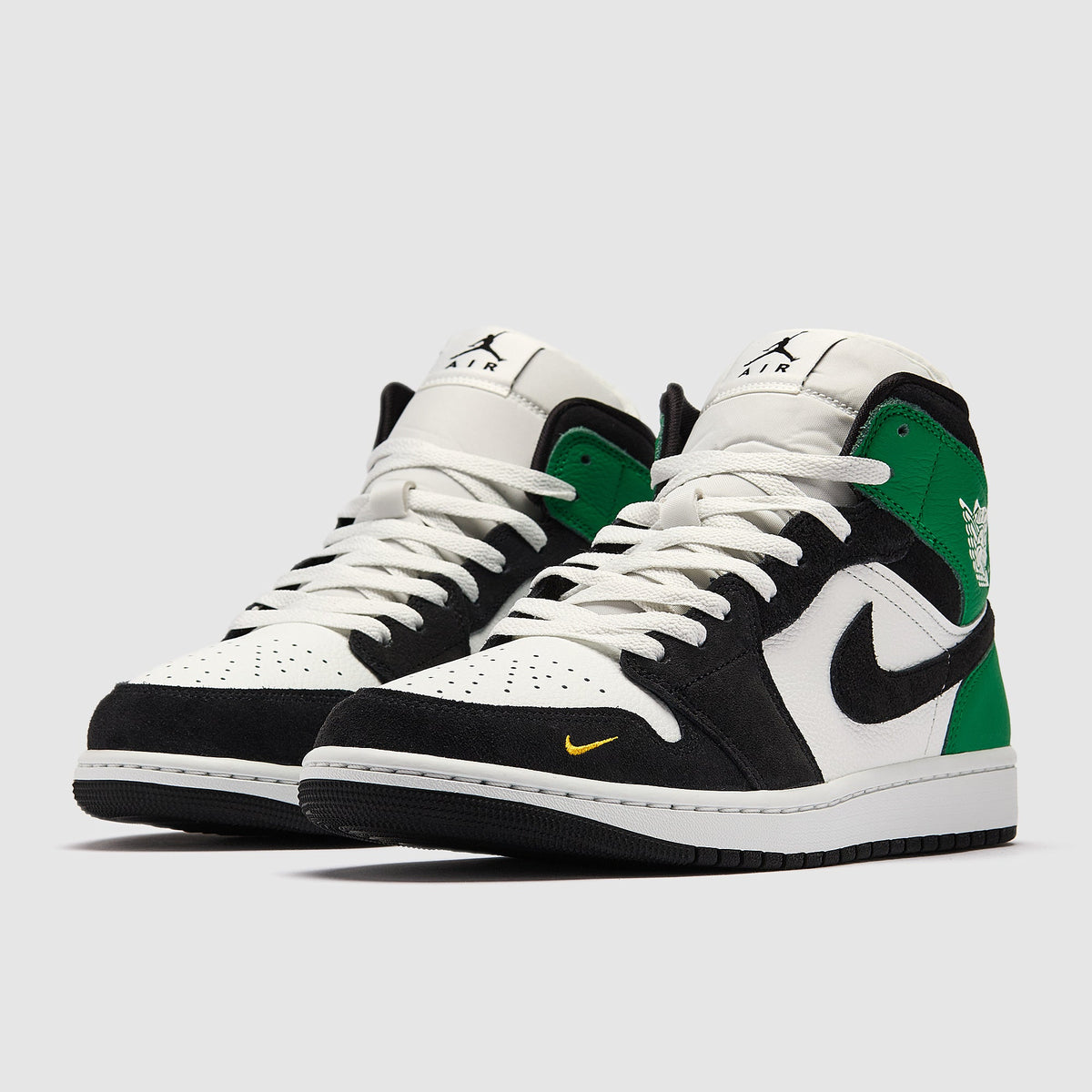 Air Jordan 1 Mid SE