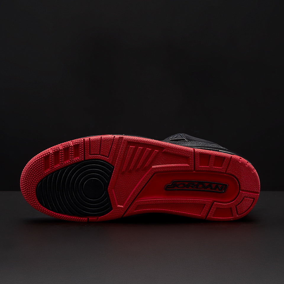 Jordan Spizike 'Bred'
