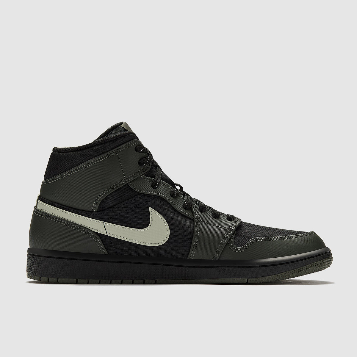 Air Jordan 1 Mid Utility