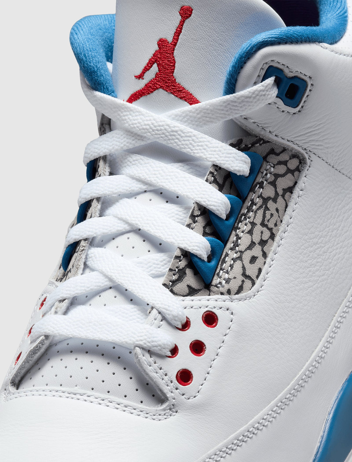 AIR JORDAN 3 RETRO  TRUE BLUE
