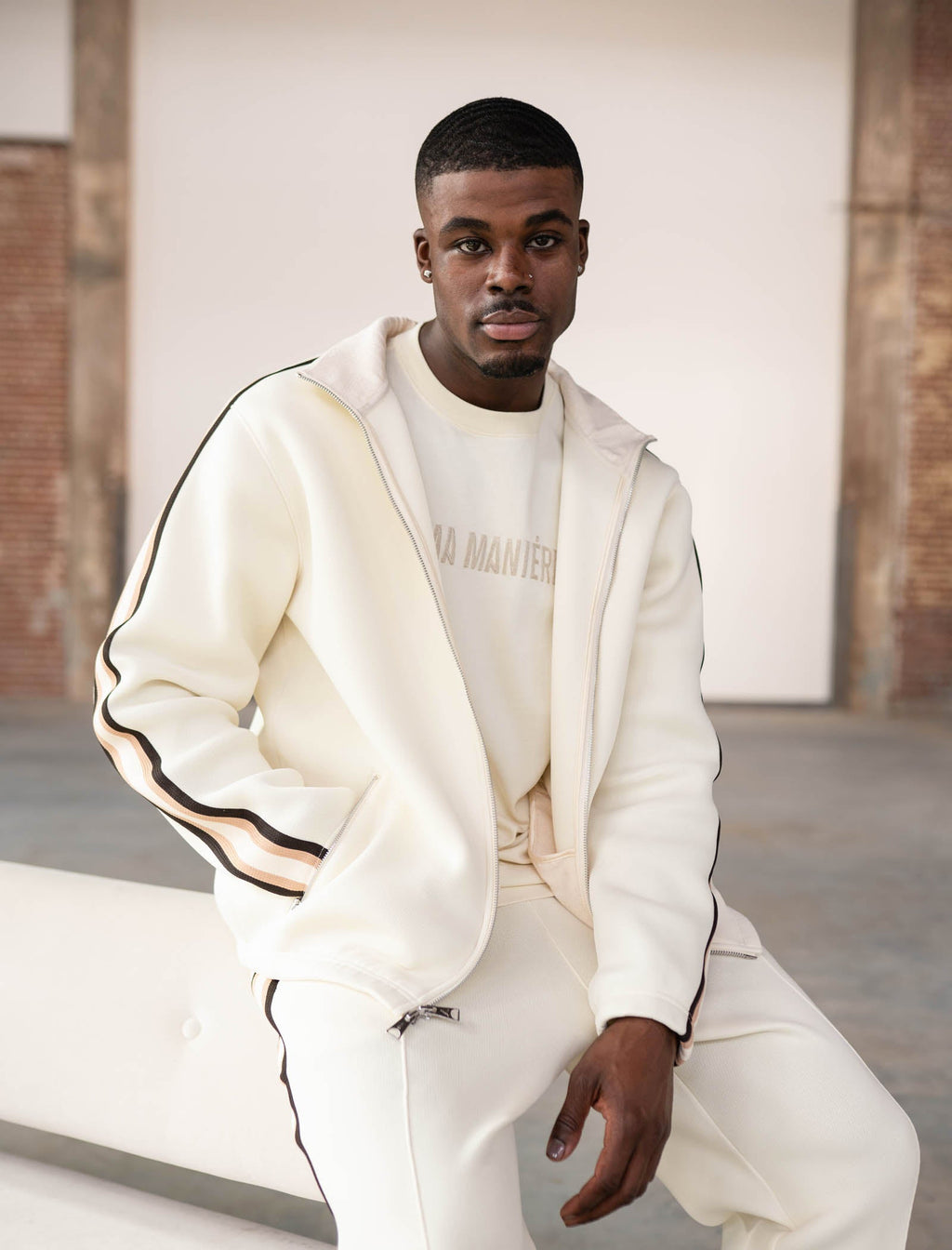 A MA MANI¨¦RE X JORDAN BRAND TRACK JACKET
