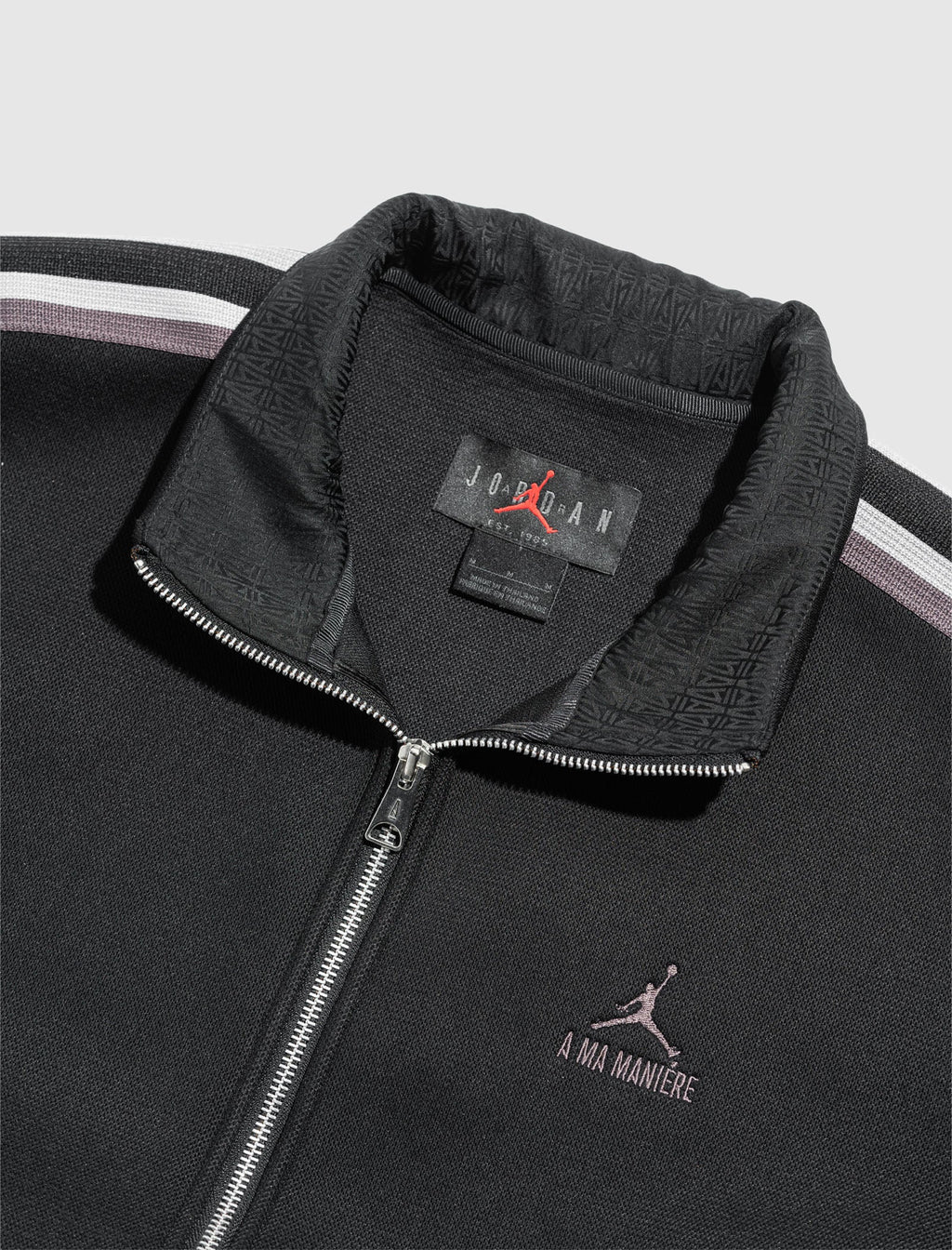 A MA MANI¨¦RE X JORDAN BRAND TRACK JACKET